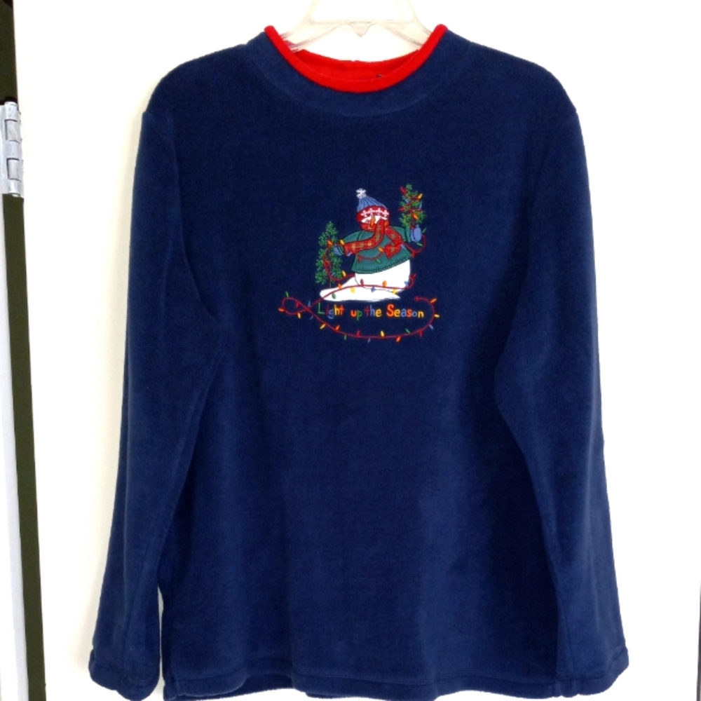 C & B sport pullover crew neck Snowman "Light up the Season" fleece si…